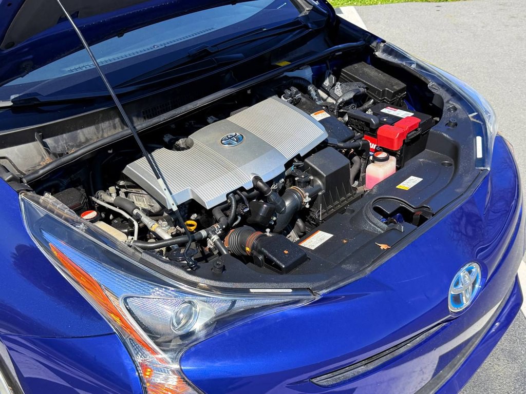 2016 Toyota Prius Image 37