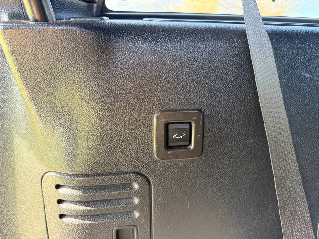 2014 Lincoln Navigator Image 45