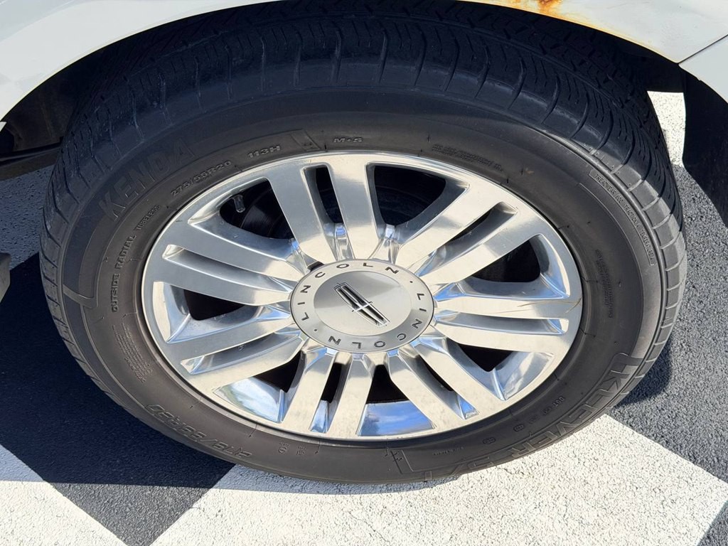 2014 Lincoln Navigator Image 51