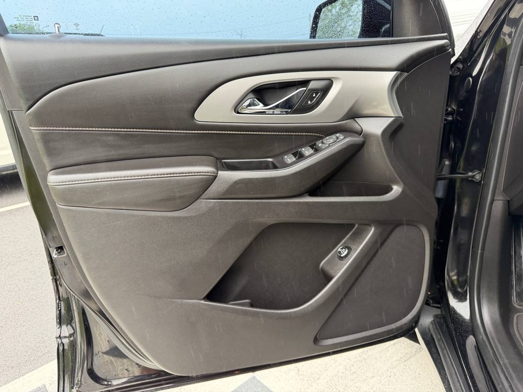 2018 Chevrolet Traverse Image 12