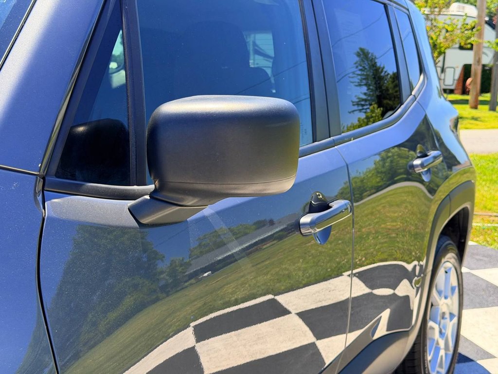 2022 Jeep Renegade Image 10