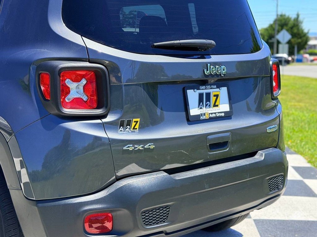 2022 Jeep Renegade Image 12