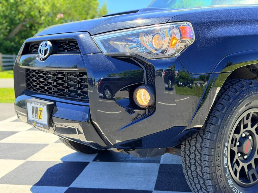 2015 Toyota 4Runner Image 10