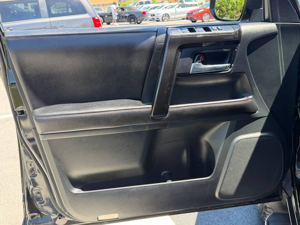 2015 Toyota 4Runner Image 14