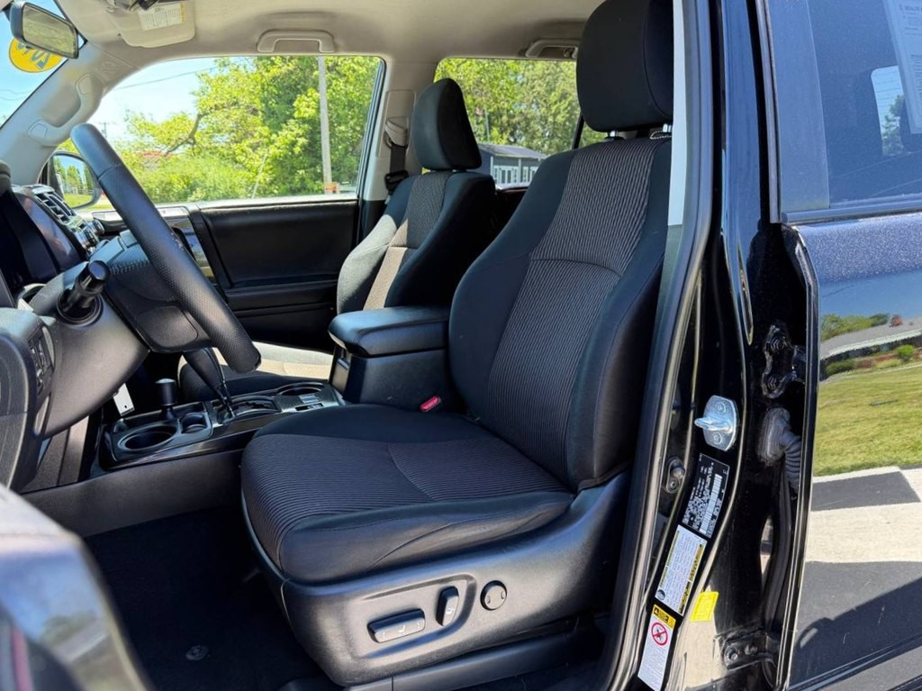 2015 Toyota 4Runner Image 15