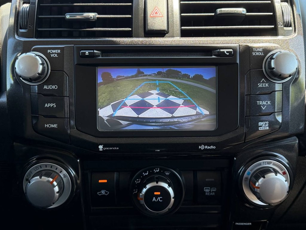 2015 Toyota 4Runner Image 24