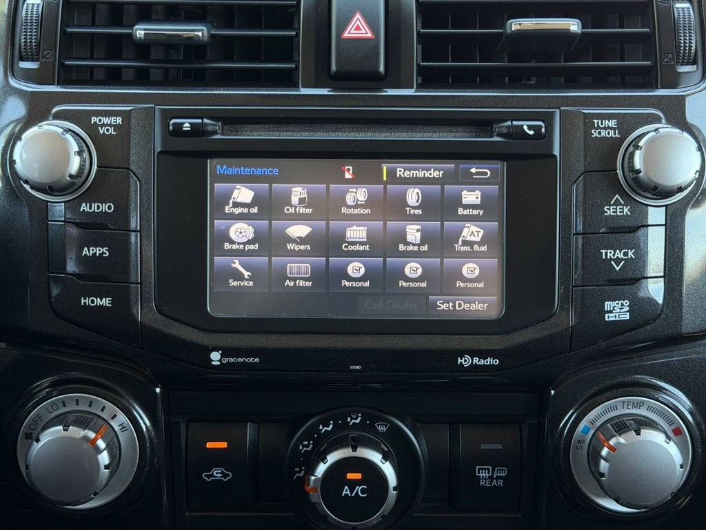 2015 Toyota 4Runner Image 25