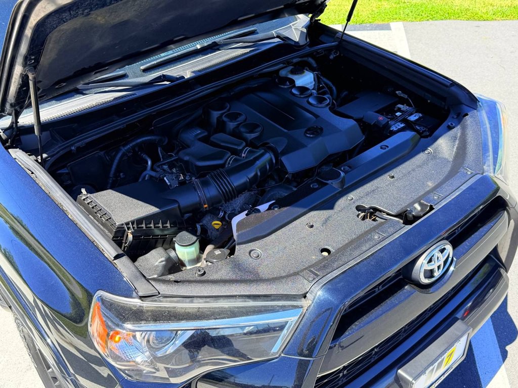 2015 Toyota 4Runner Image 40