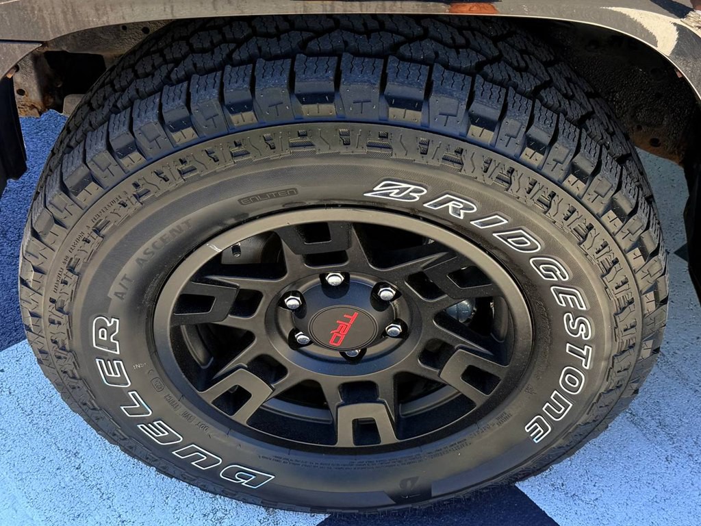2015 Toyota 4Runner Image 43