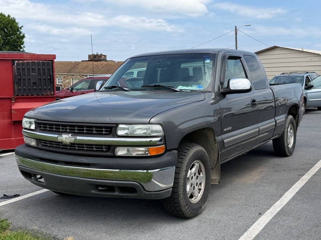 1999 Chevrolet Silverado 1500 Image 1