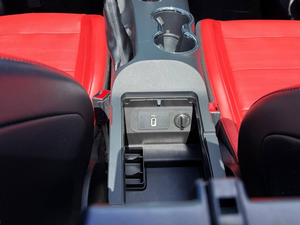 2016 Ford Mustang Image 25