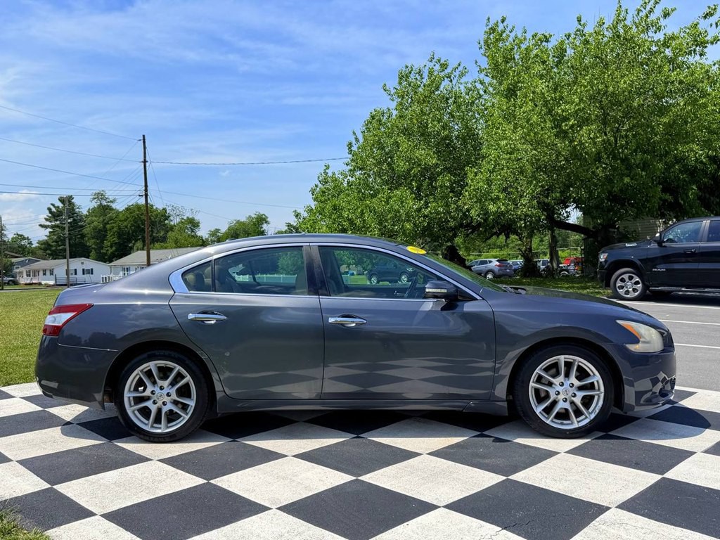 2009 Nissan Maxima Image 8