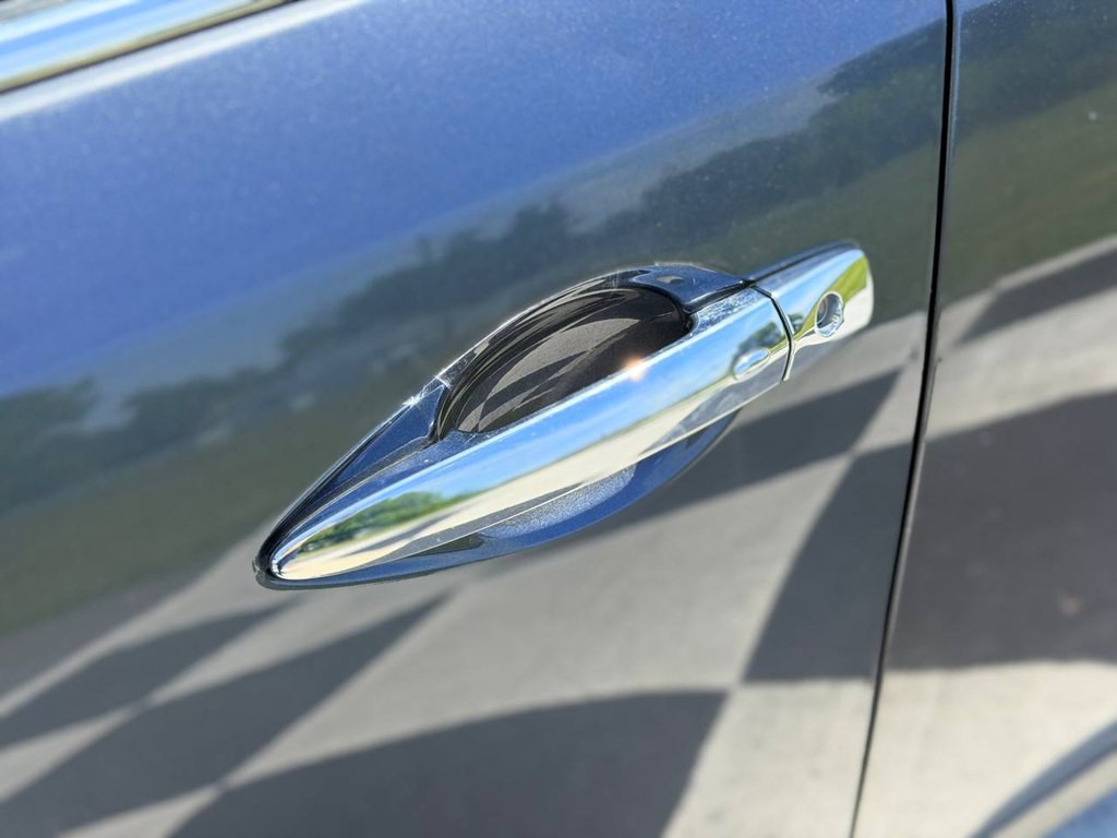 2009 Nissan Maxima Image 12