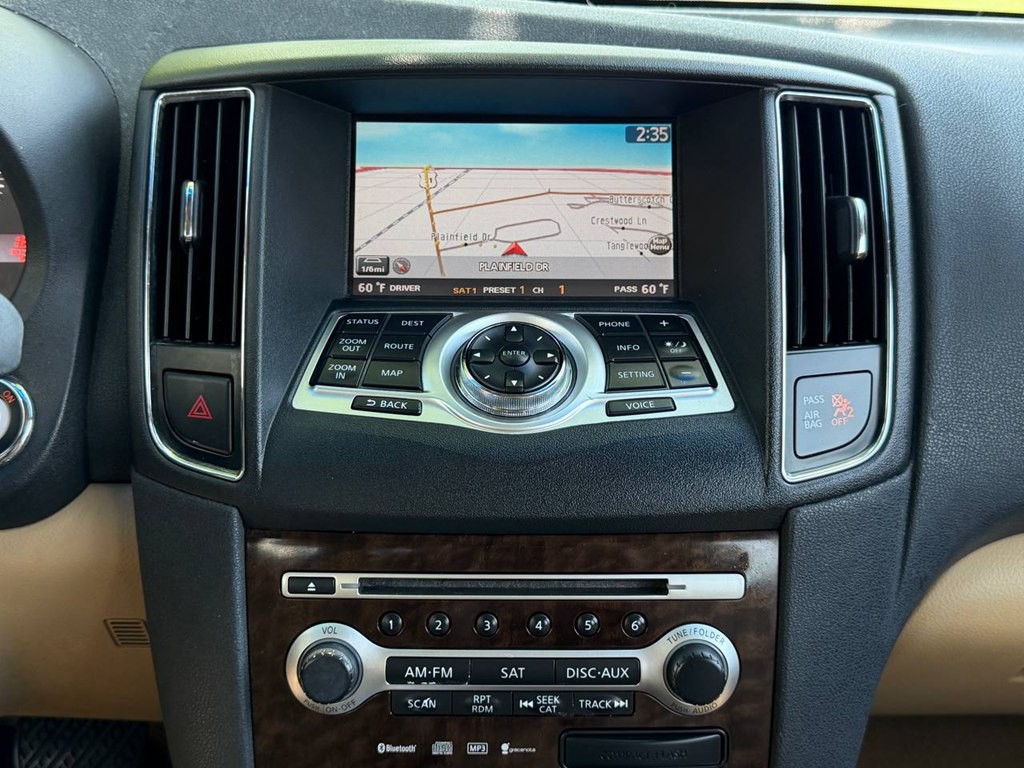 2009 Nissan Maxima Image 23
