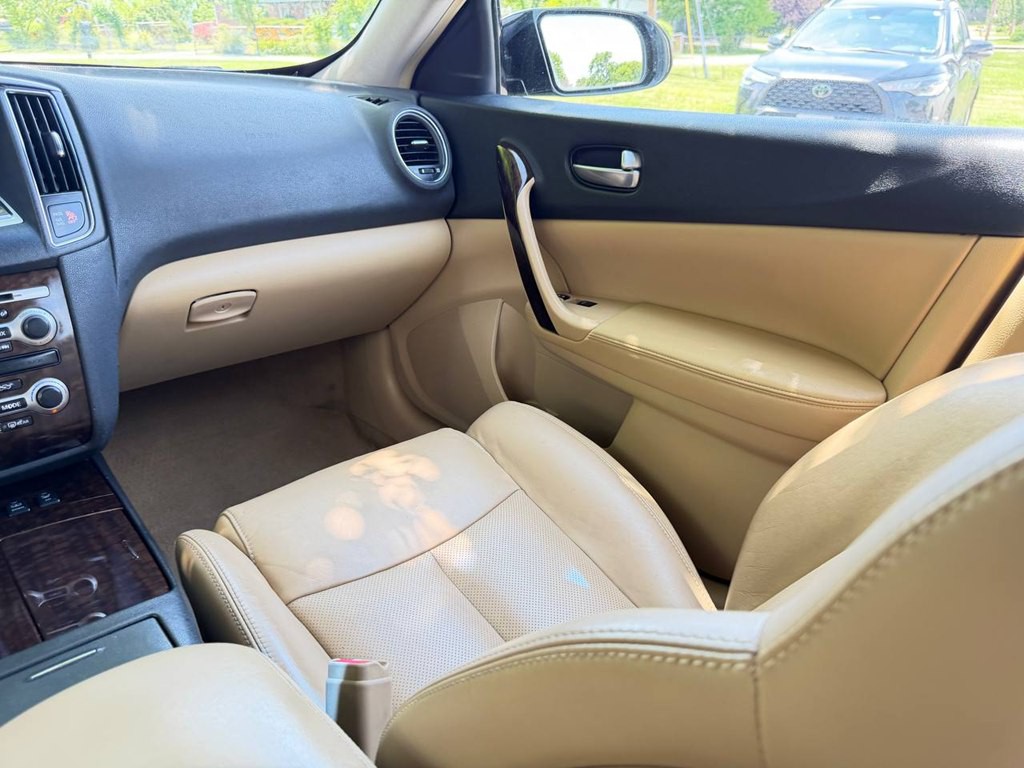 2009 Nissan Maxima Image 32