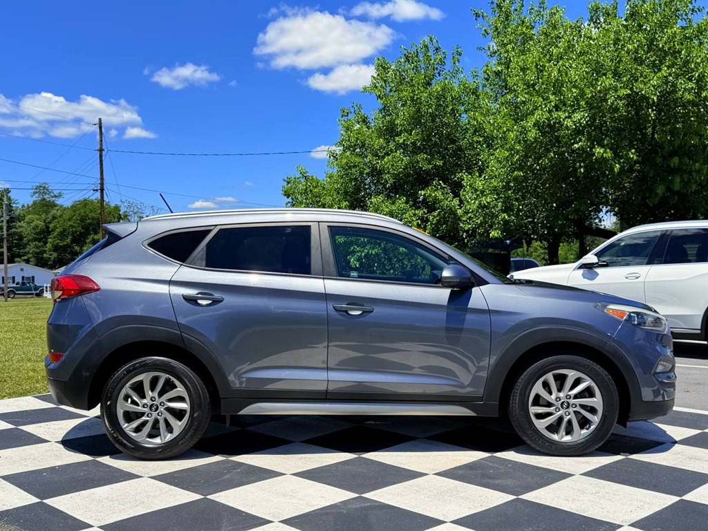 2017 Hyundai Tucson Image 8