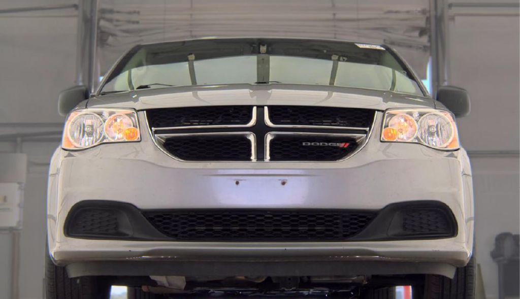 2019 Dodge Grand Caravan Image 2