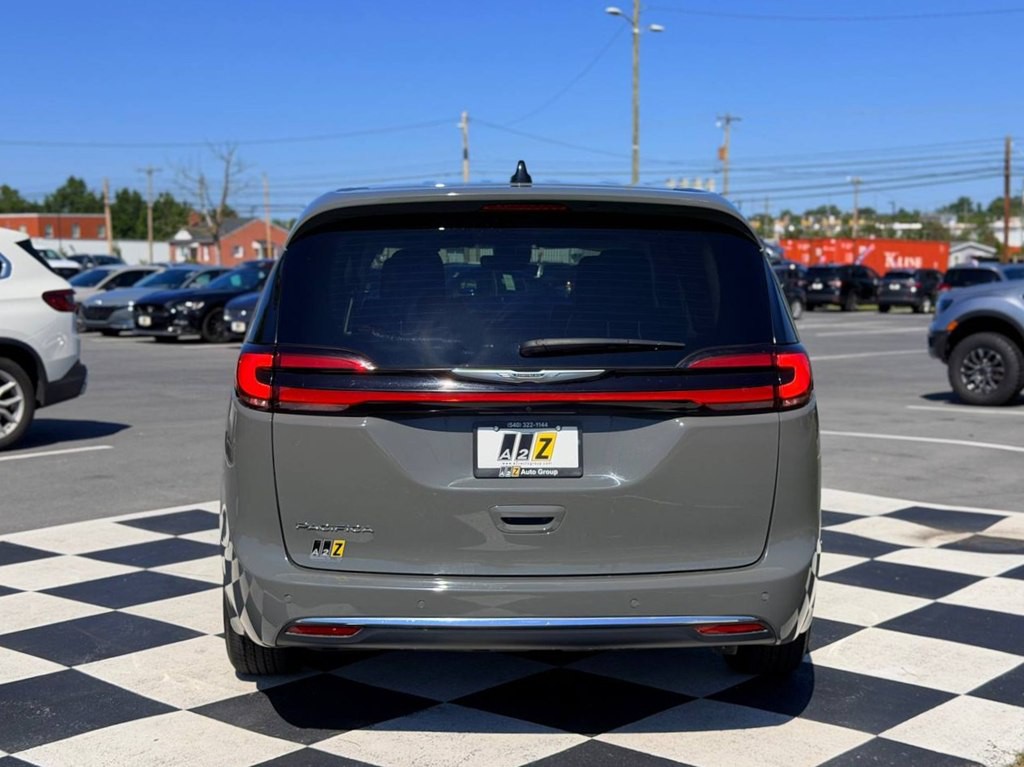 2023 Chrysler Pacifica Image 6