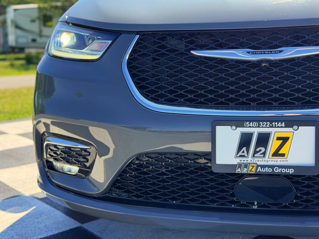 2023 Chrysler Pacifica Image 11