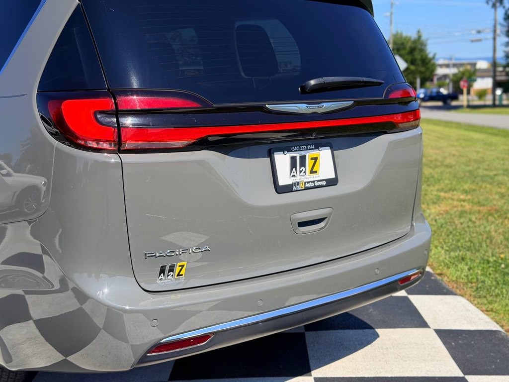 2023 Chrysler Pacifica Image 15