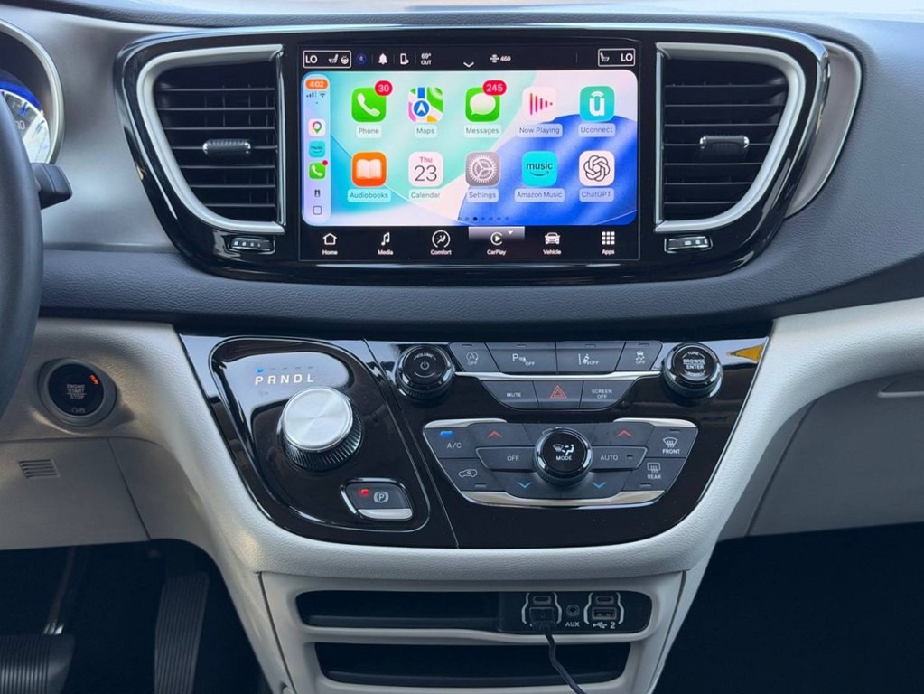 2023 Chrysler Pacifica Image 26