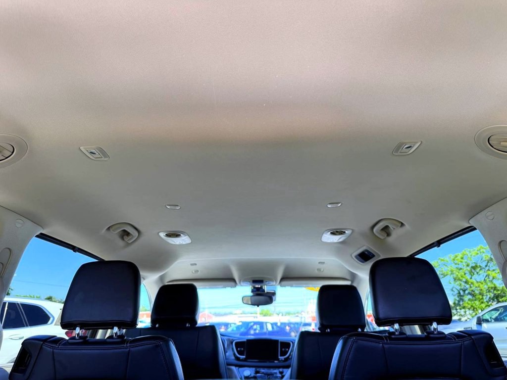 2023 Chrysler Pacifica Image 45