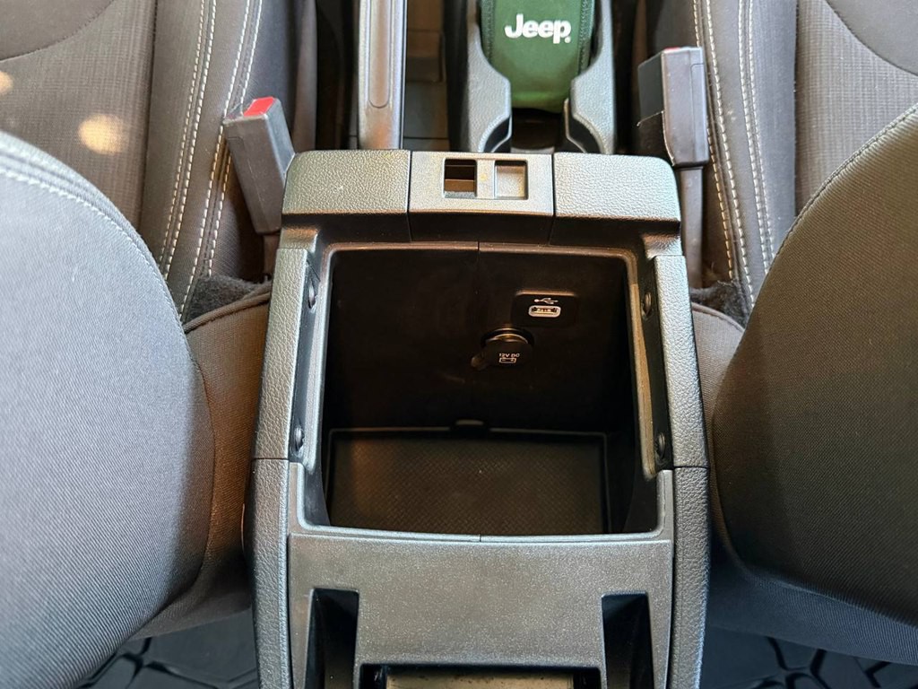 2017 Jeep Wrangler Unlimited Image 32