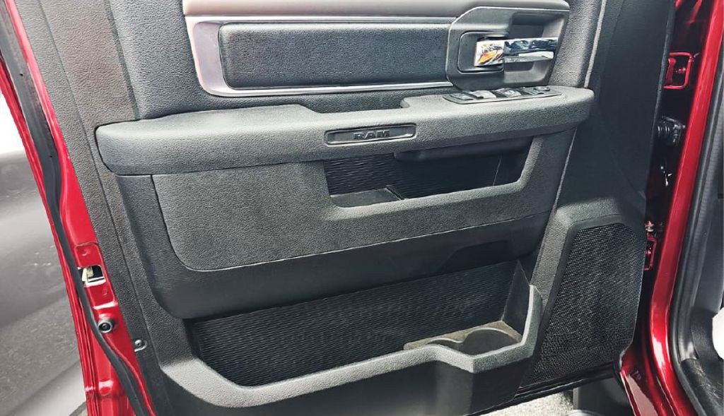2021 RAM 1500 Image 7