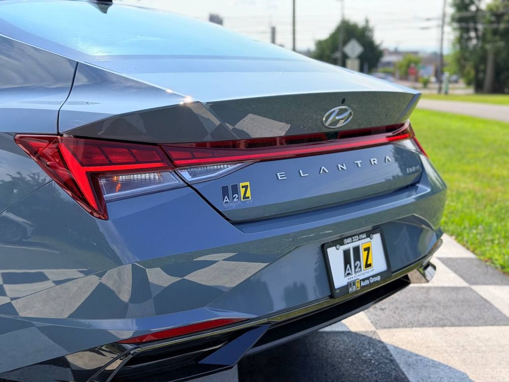 2023 Hyundai Elantra Image 15
