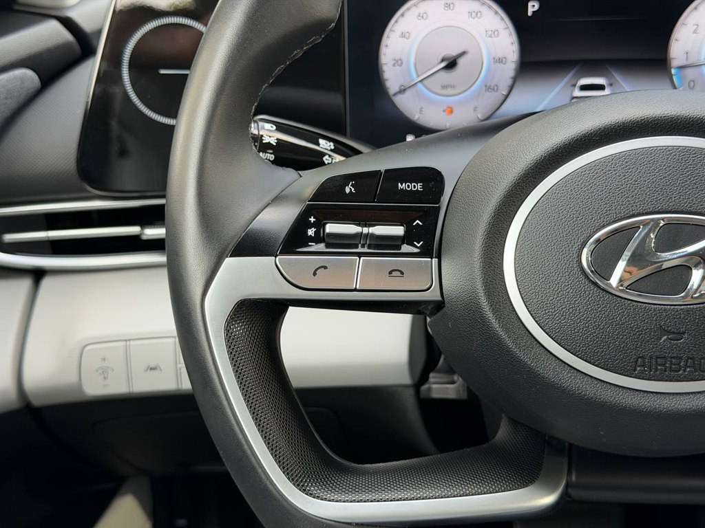 2023 Hyundai Elantra Image 24
