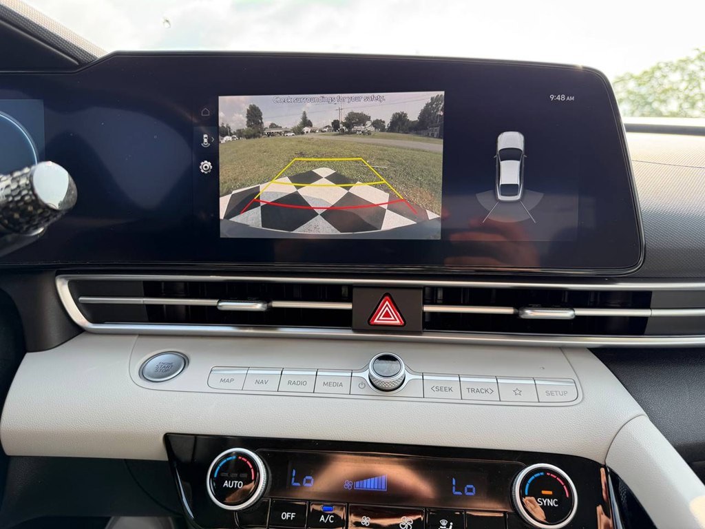 2023 Hyundai Elantra Image 28
