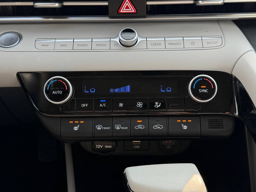2023 Hyundai Elantra Image 33