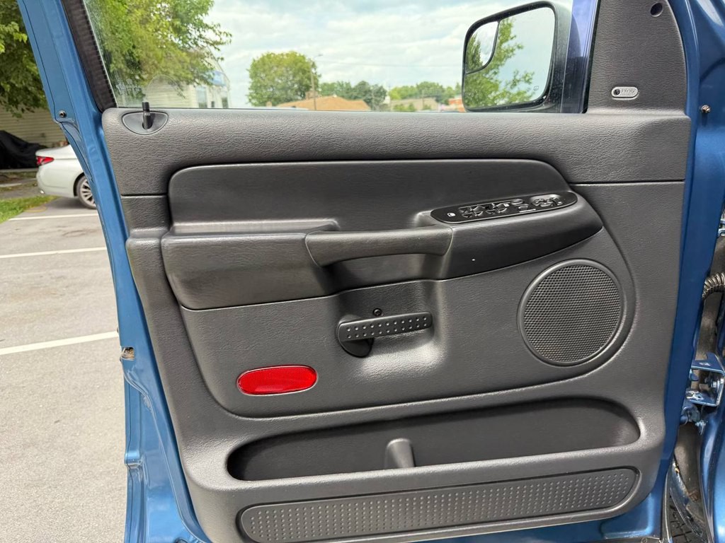 2004 Dodge Ram 2500 Image 14