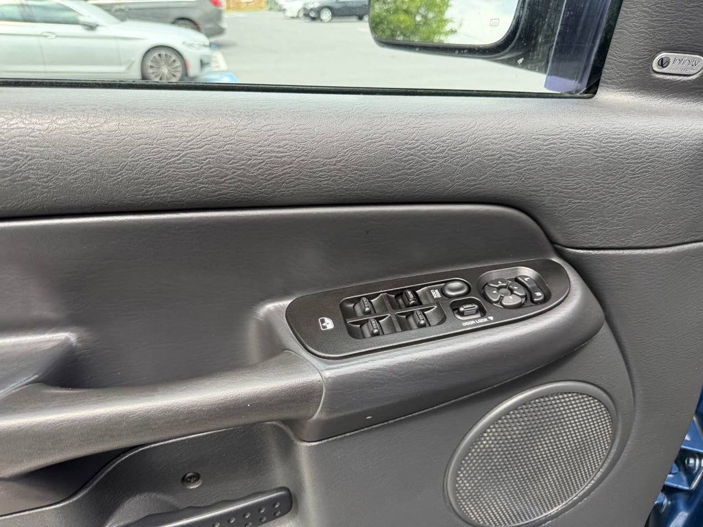 2004 Dodge Ram 2500 Image 15