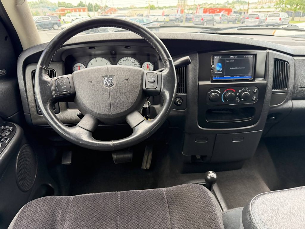 2004 Dodge Ram 2500 Image 17