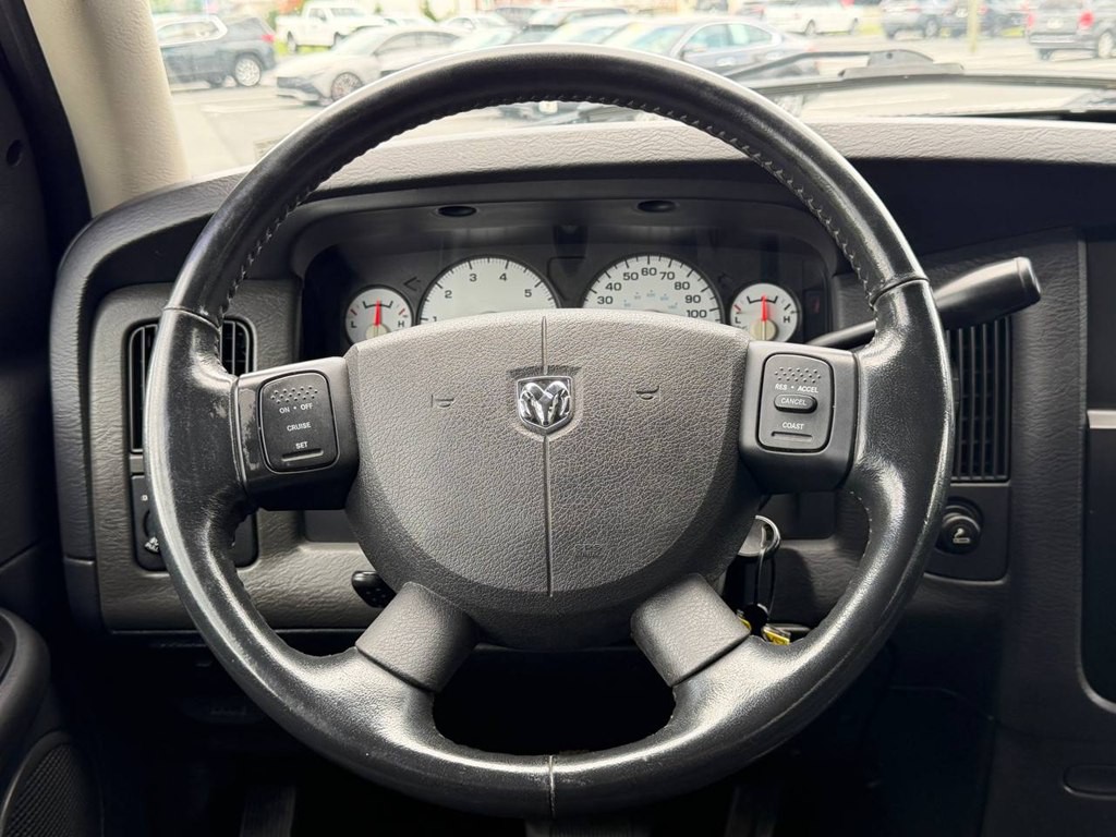 2004 Dodge Ram 2500 Image 18