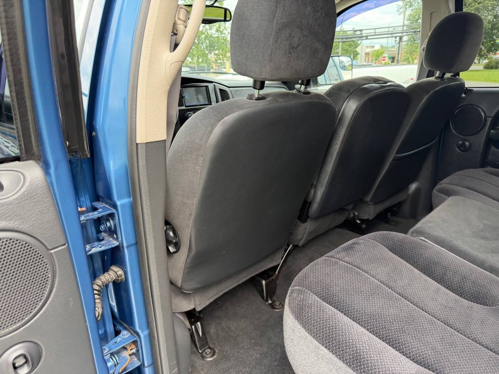 2004 Dodge Ram 2500 Image 33