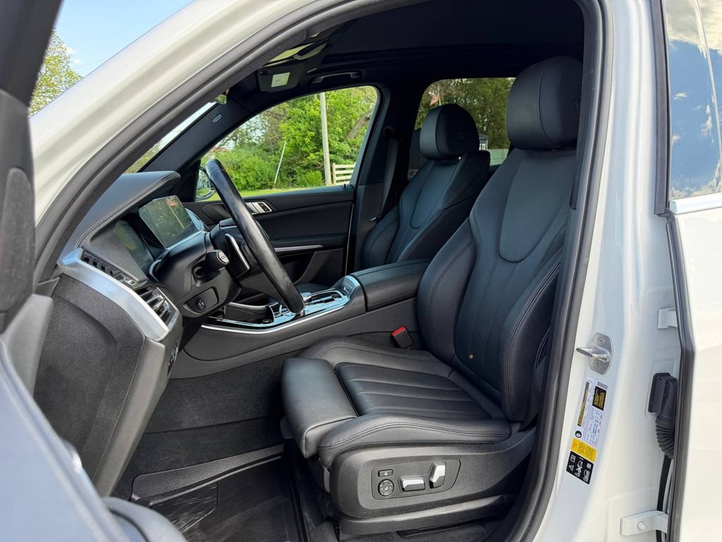 2019 BMW X5 Image 19