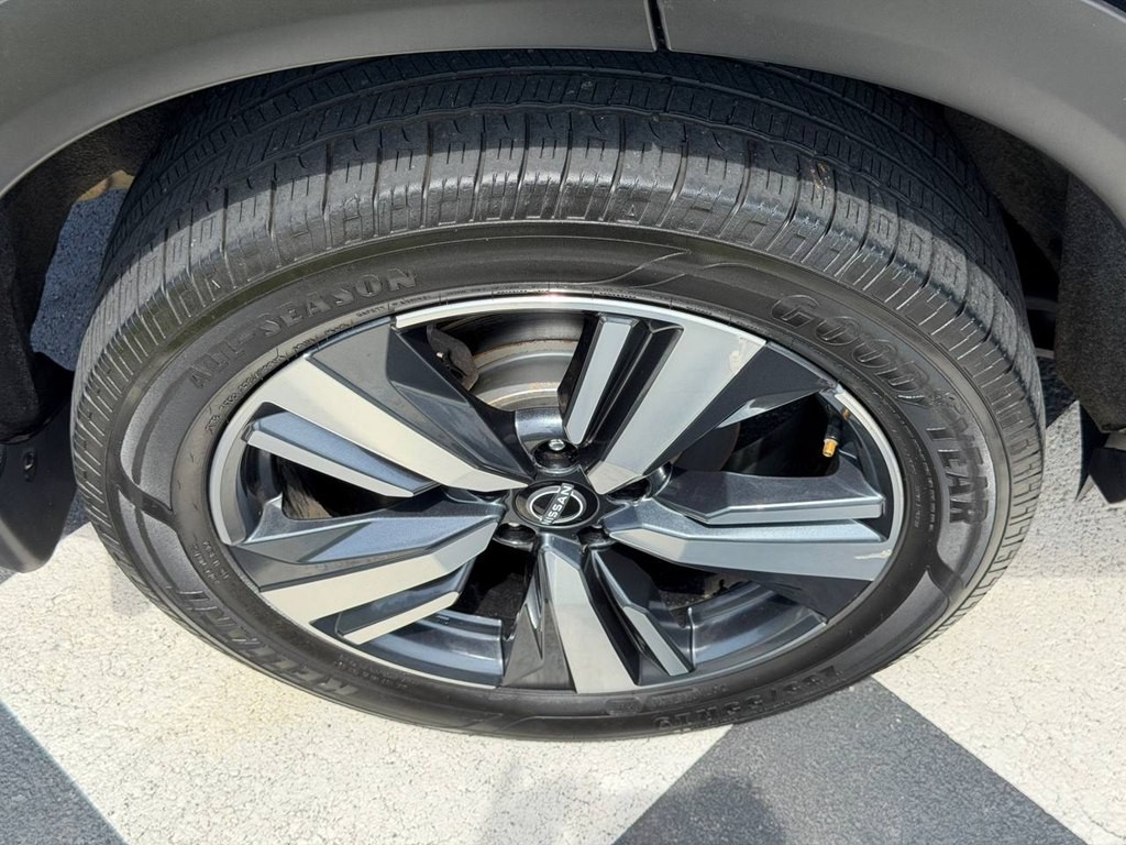 2023 Nissan Rogue Image 48