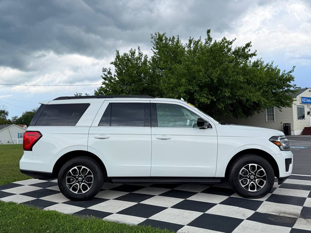 2022 Ford Expedition Image 8