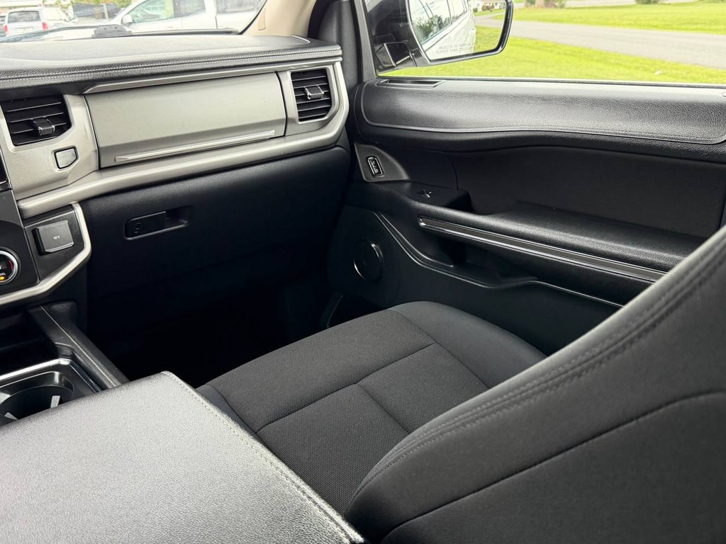 2022 Ford Expedition Image 36