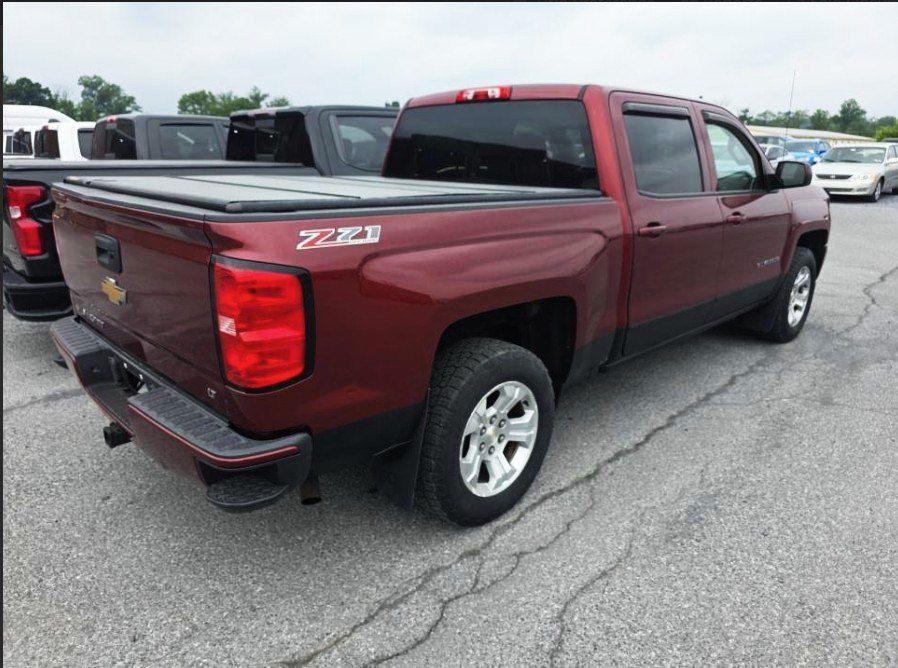 2017 Chevrolet Silverado 1500 Image 4