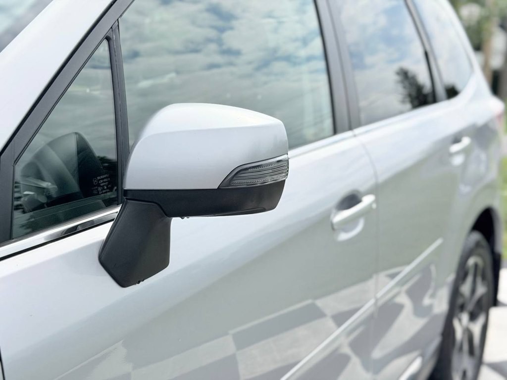 2016 Subaru Forester Image 12