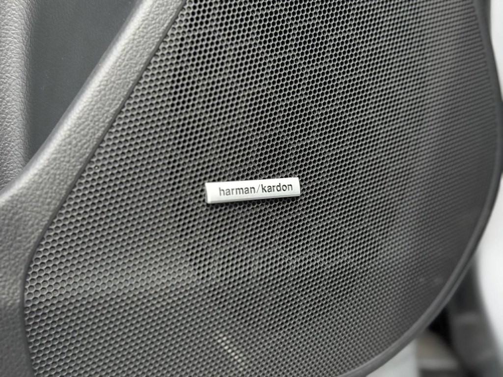 2016 Subaru Forester Image 17