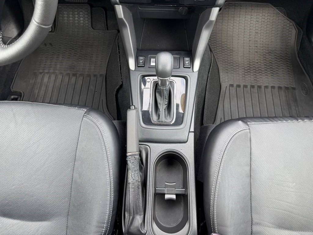 2016 Subaru Forester Image 32