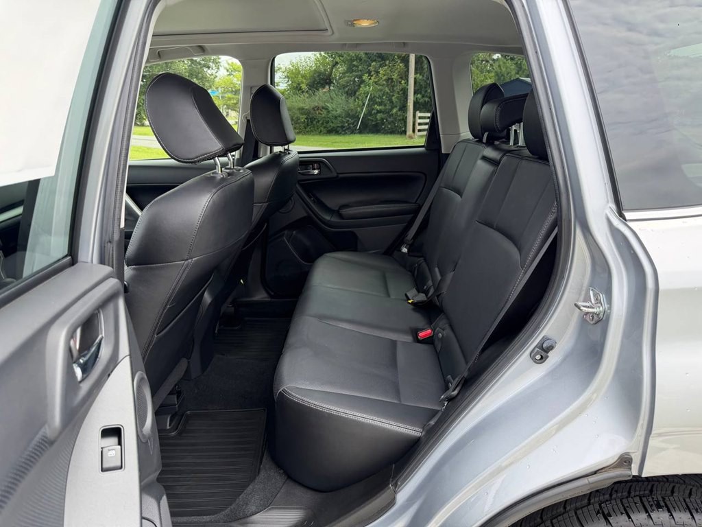 2016 Subaru Forester Image 37