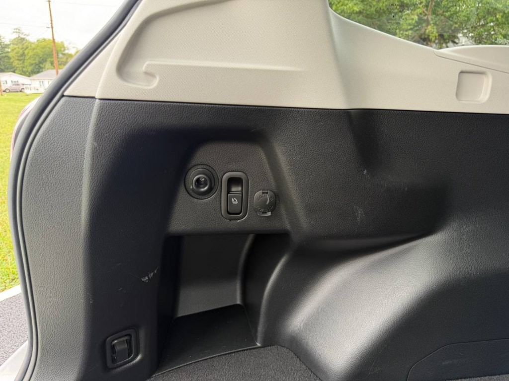 2016 Subaru Forester Image 42