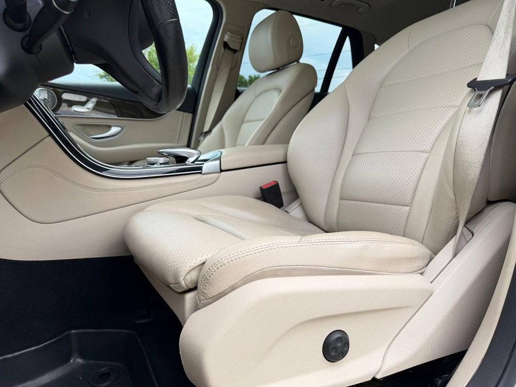 2018 Mercedes-Benz GLC-Class Image 18