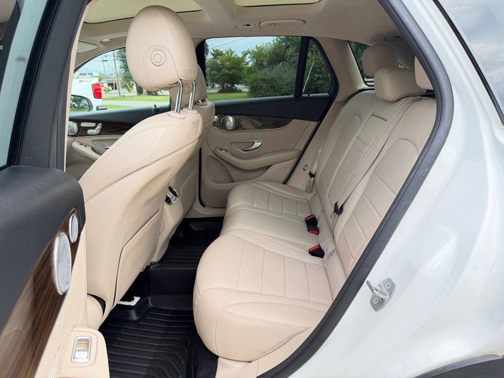 2018 Mercedes-Benz GLC-Class Image 34