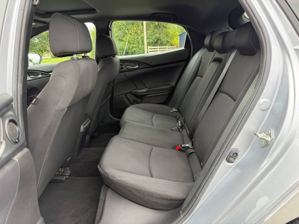 2019 Honda Civic Image 35